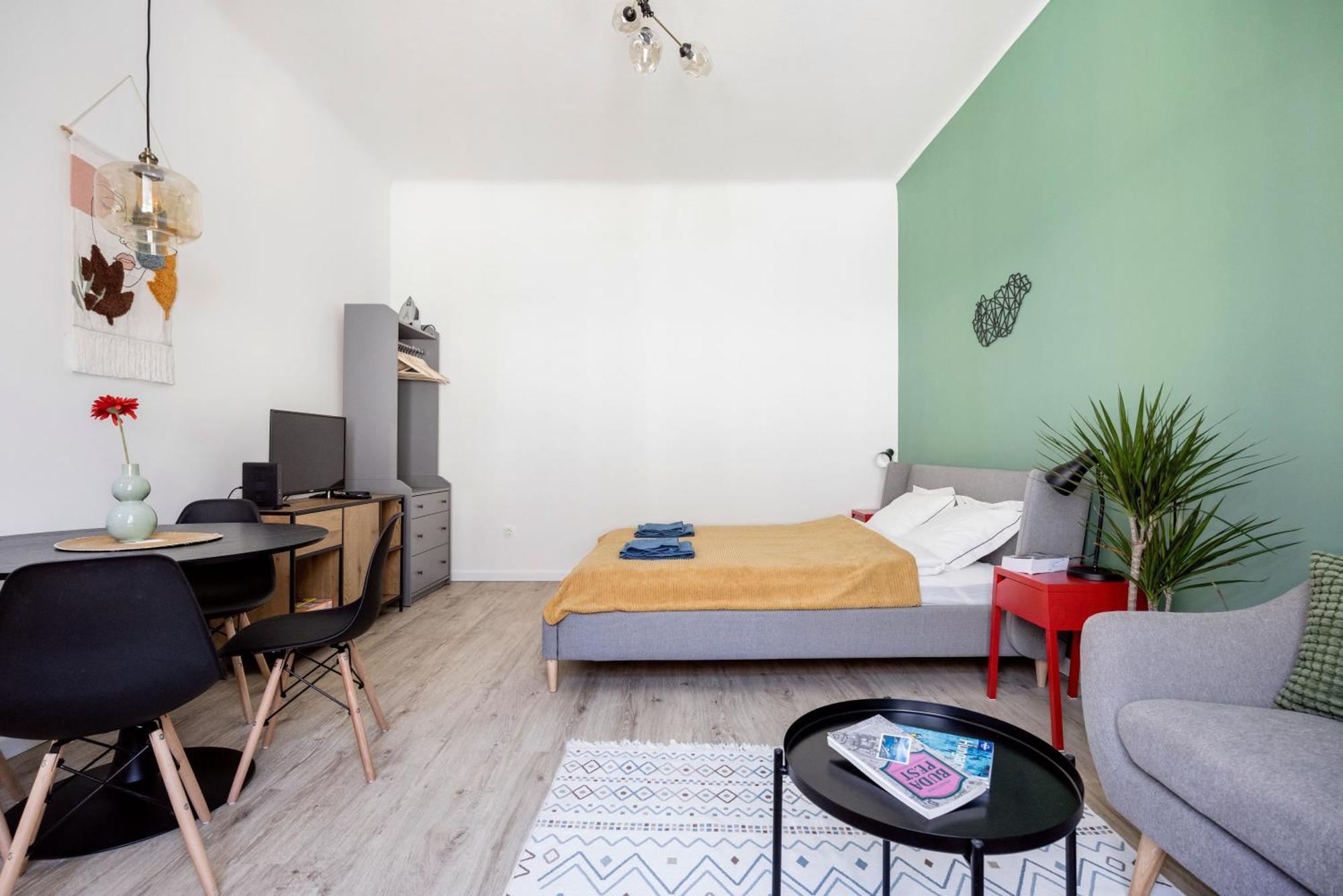 Stylish And Colourful Apartment In The City Centre بودابست المظهر الخارجي الصورة