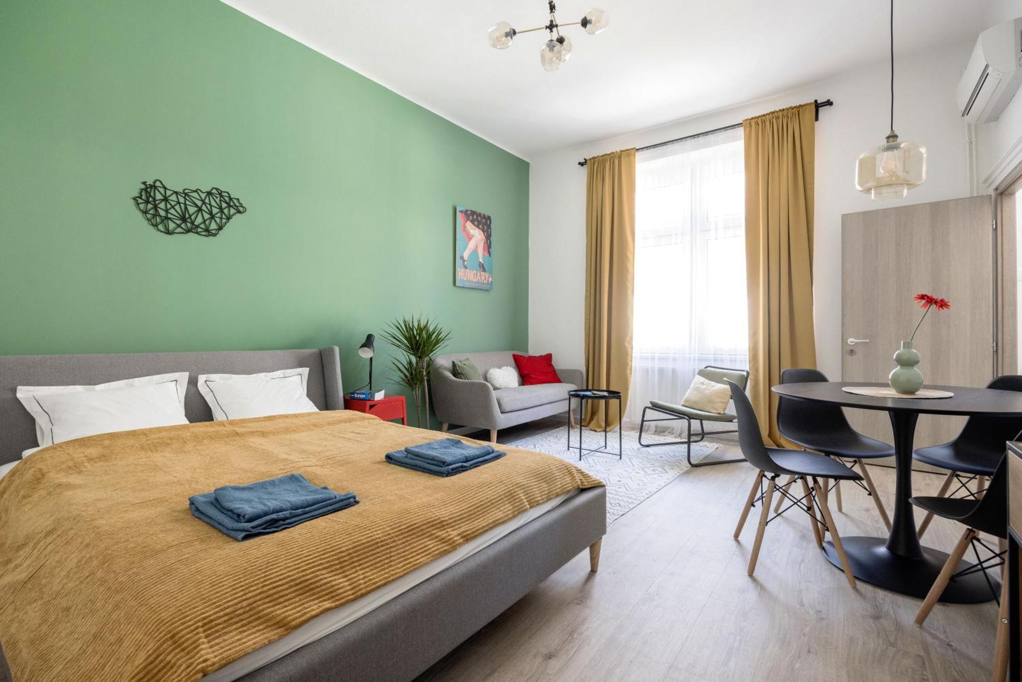 Stylish And Colourful Apartment In The City Centre بودابست المظهر الخارجي الصورة